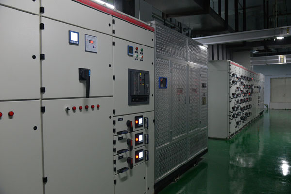 多功能電力儀表在現場的應用